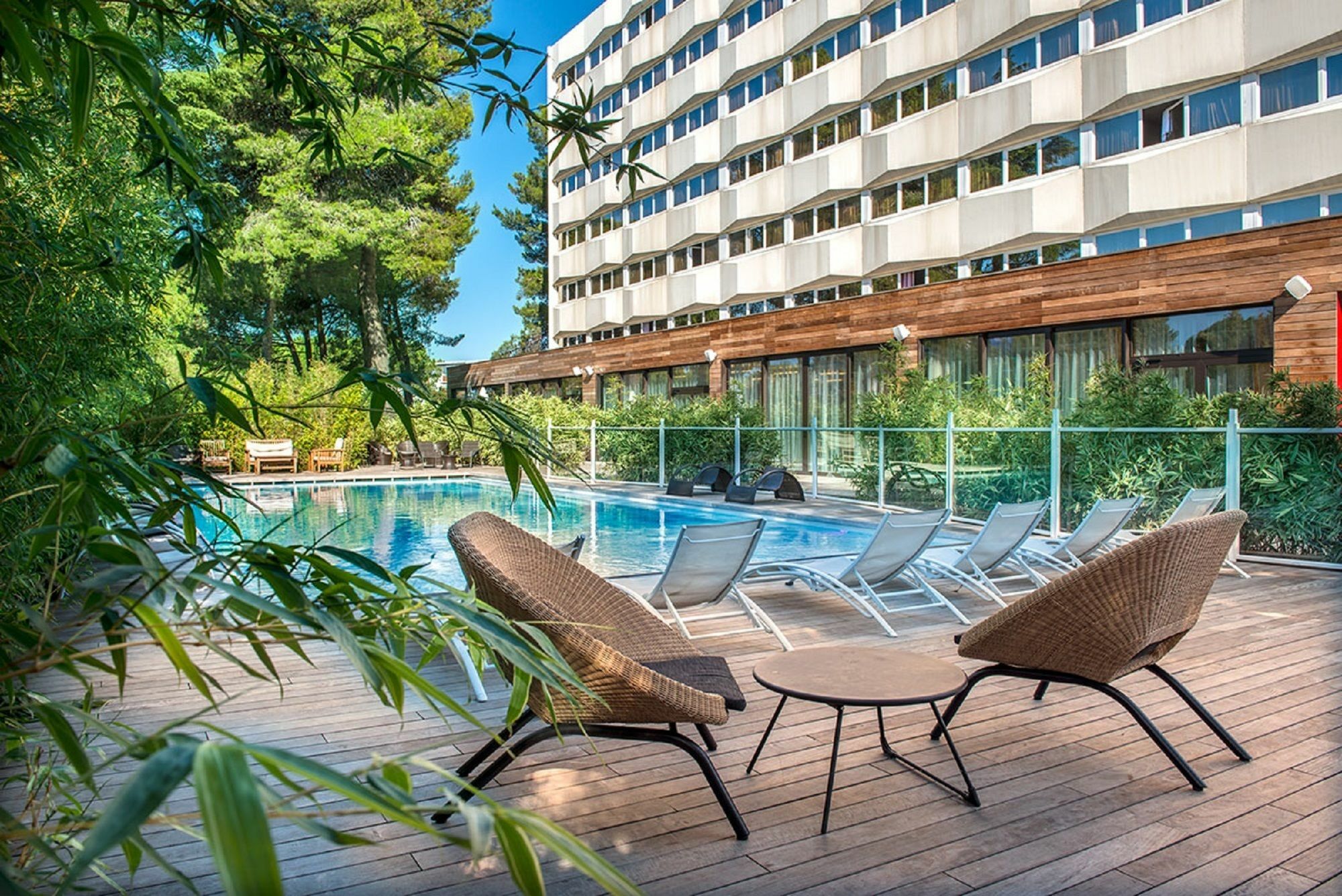 Hotel C Suites Chambres Spacieuses Nîmes Exterior foto